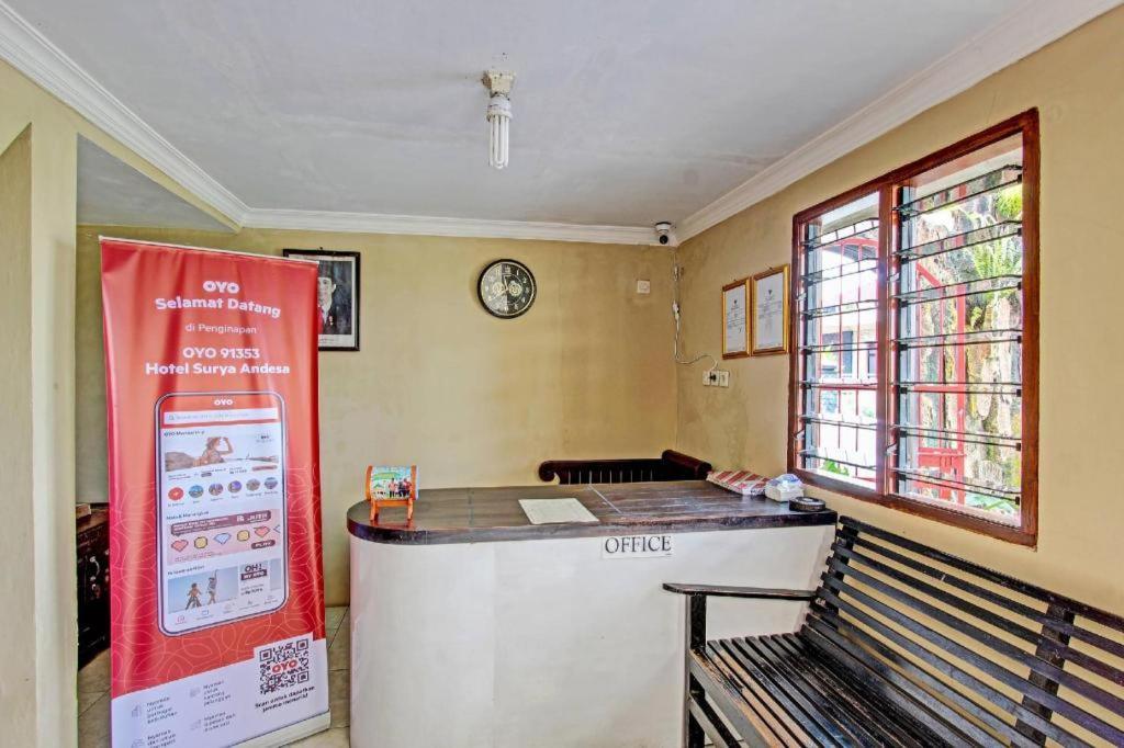 Oyo 91353 Hotel Surya Andesa Klaten ภายนอก รูปภาพ