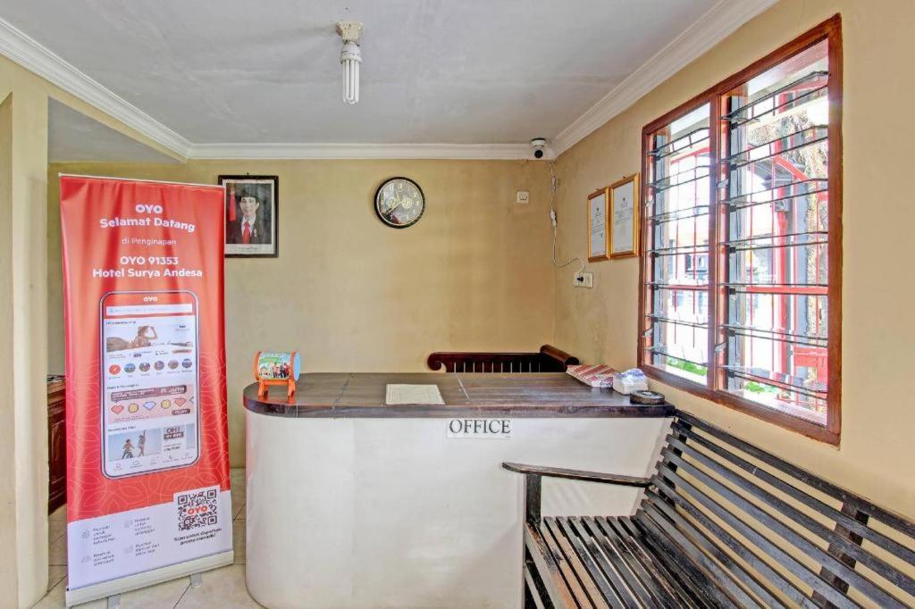 Oyo 91353 Hotel Surya Andesa Klaten ภายนอก รูปภาพ